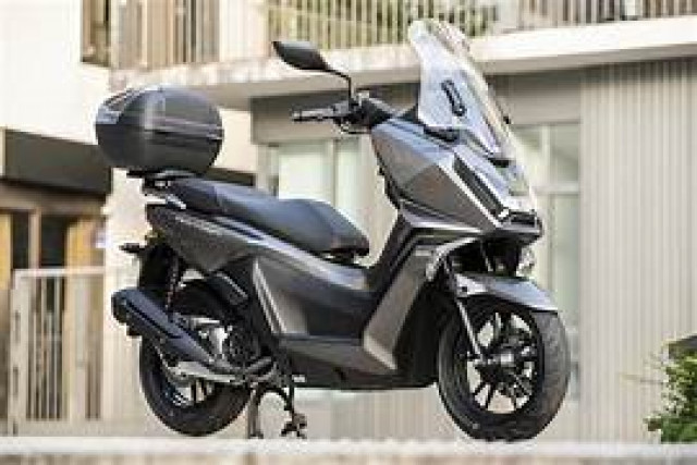 KYMCO Skytown 125 Scooter Usato