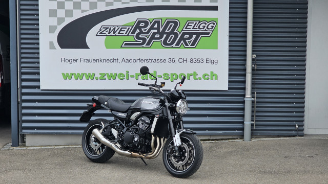 KAWASAKI Z 900 RS Retro Modèle démo