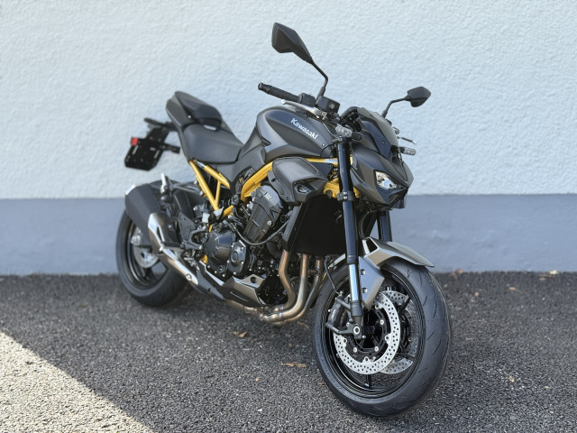 KAWASAKI Z 900 Naked Neufahrzeug
