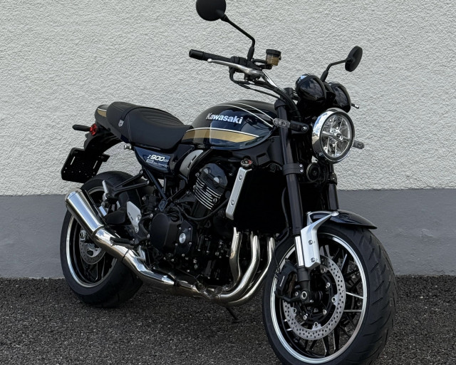KAWASAKI Z 900 RS SE Retro Neufahrzeug KAWASAKI Z 900 RS SE Retro Neufahrzeug