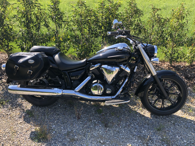 Yamaha moto custom on sale xvs 950