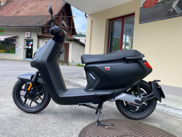 NIU MQi GT Evo Scooter Modèle démo