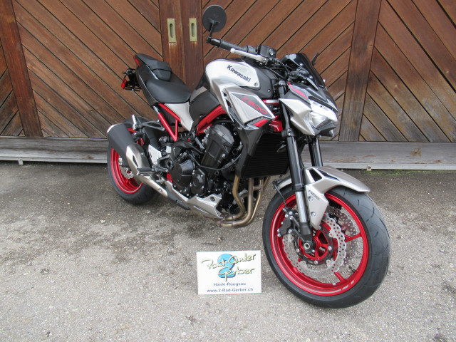 KAWASAKI Z 900 Naked Neufahrzeug