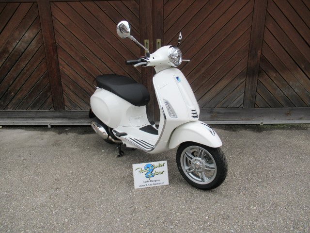 PIAGGIO Vespa Primavera 125 Roller Neufahrzeug