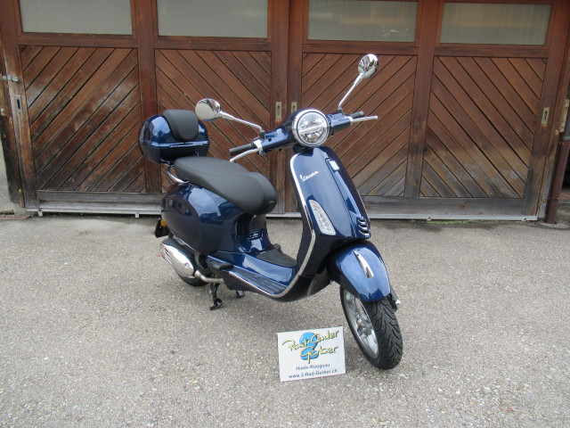 PIAGGIO Vespa Primavera 125 Roller Vorführfahrzeug