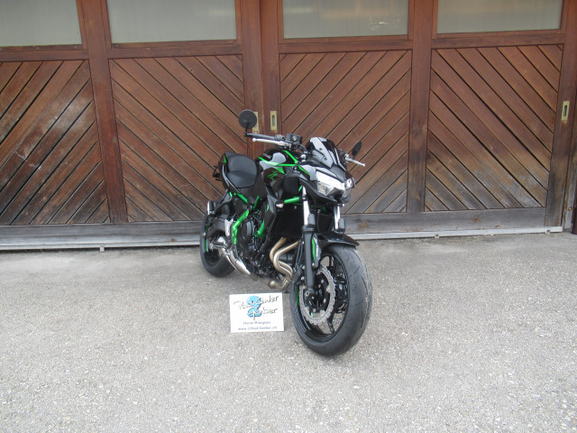 KAWASAKI Z 650 Naked Vorführfahrzeug