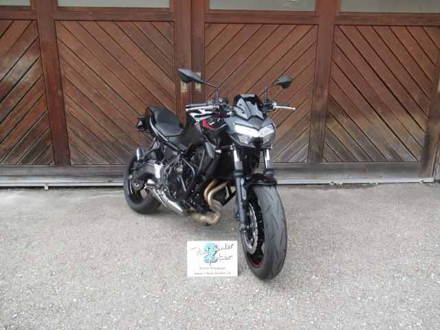 KAWASAKI Z 650 Naked Vorführfahrzeug