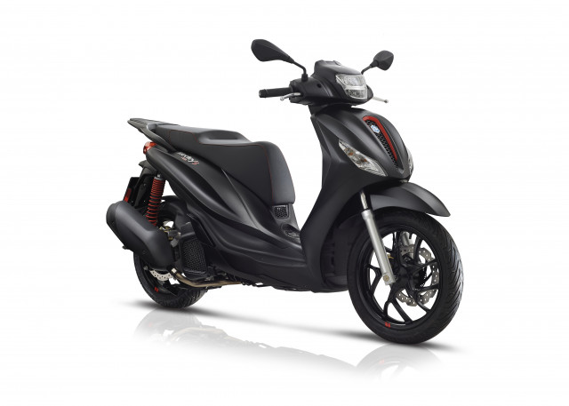 PIAGGIO Medley 125 Sport Roller Neufahrzeug