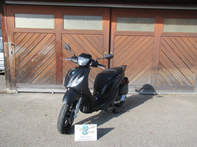 PIAGGIO Medley 125 Sport Scooter Moto neuve