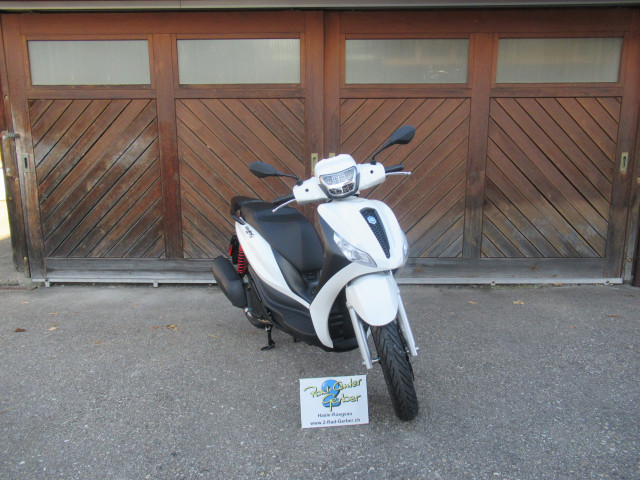 PIAGGIO Medley 125 Sport Scooter Moto neuve