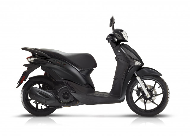 PIAGGIO Liberty 125 Sport Roller Neufahrzeug