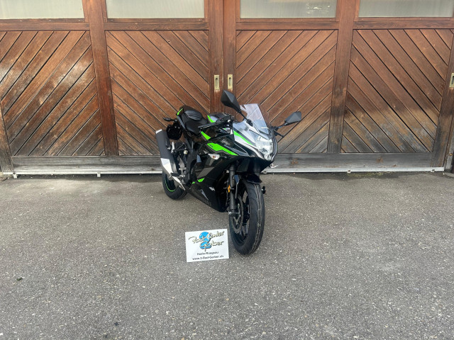 KAWASAKI Ninja 125 Sport Neufahrzeug