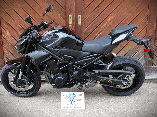 KAWASAKI Z 900 Naked Neufahrzeug KAWASAKI Z 900 Naked Neufahrzeug