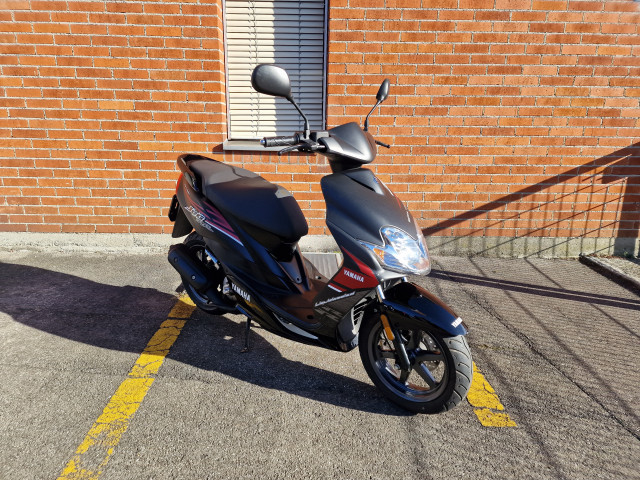 YAMAHA CS 50 Z RR LC Jog Scooter Used