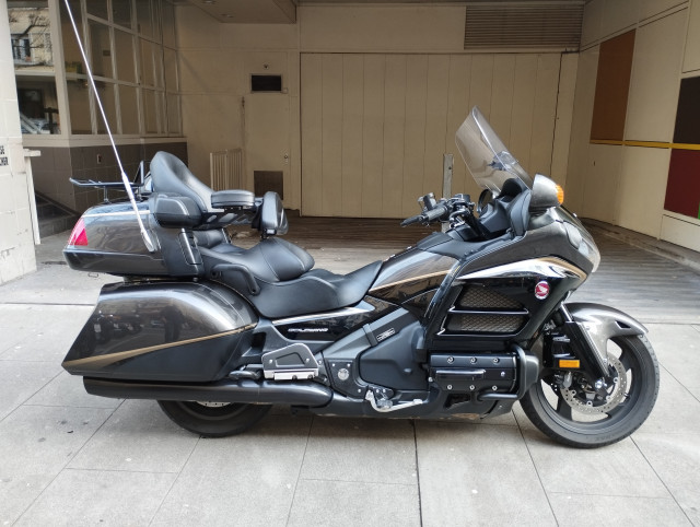 HONDA GL 1800 Gold Wing Deluxe Touring Usato