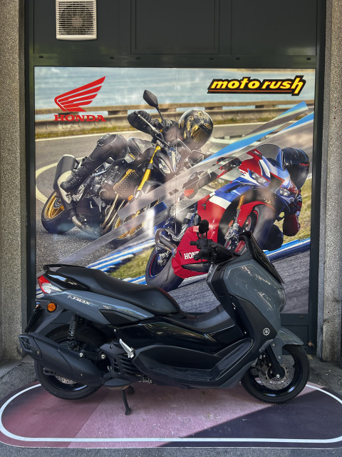 YAMAHA NMax 125 Roller Occasion