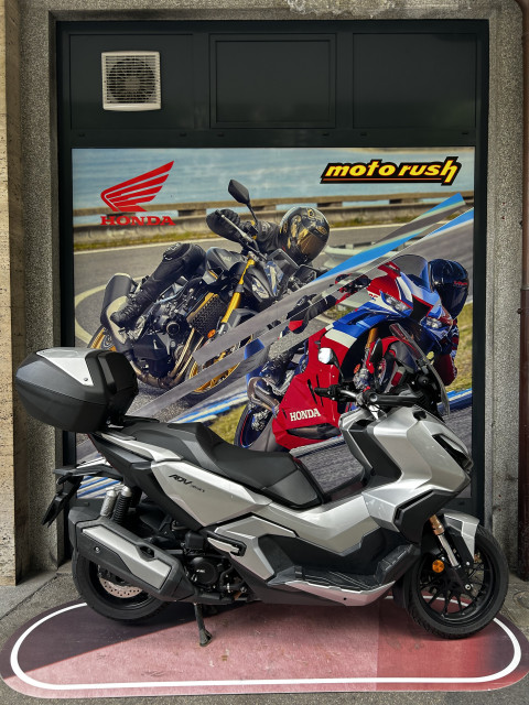 HONDA ADV 350 Roller Occasion