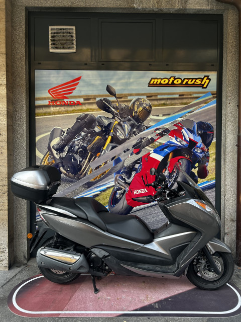 HONDA NSS 300 Forza Roller Occasion