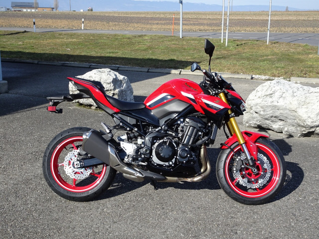 KAWASAKI Z 900 Naked Moto nuova