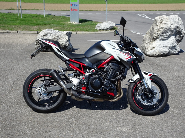 KAWASAKI Z 900 Naked Neufahrzeug