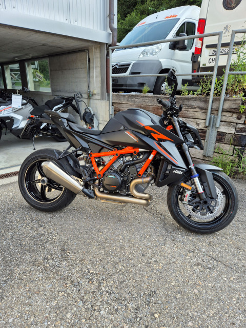 KTM 1390 Super Duke R Evo Naked Moto nuova