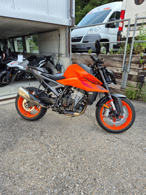 KTM 990 Duke Naked Demo vehicle