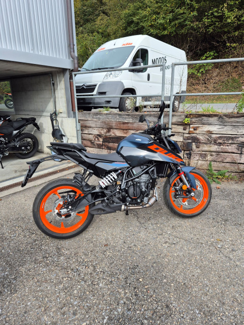 KTM 125 Duke Naked Modello dimostrativo