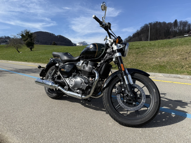 ROYAL-ENFIELD Super Meteor 650 Custom Occasion