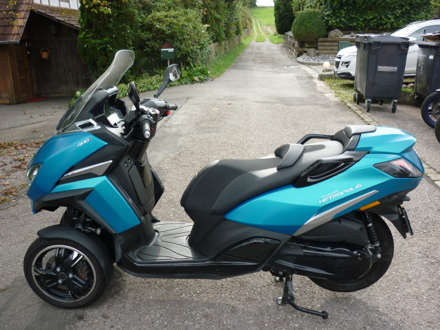 PEUGEOT Metropolis 400 Allure Scooter Usato