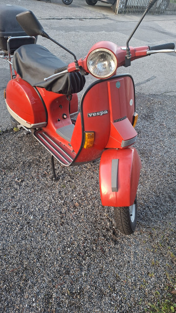 PIAGGIO Vespa PX 125 E Roller Occasion