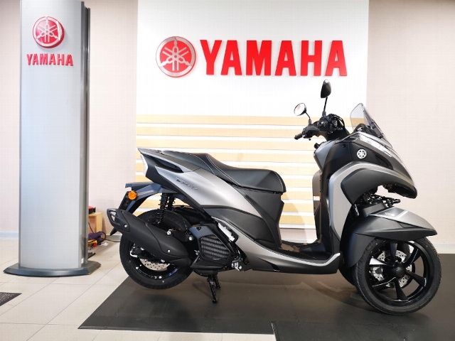 YAMAHA Tricity 125 Roller Neufahrzeug