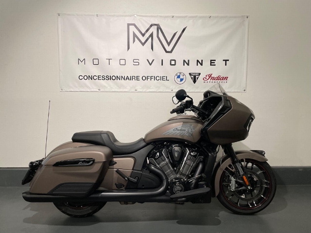 INDIAN Challenger Dark Horse 108 Touring Vorführfahrzeug