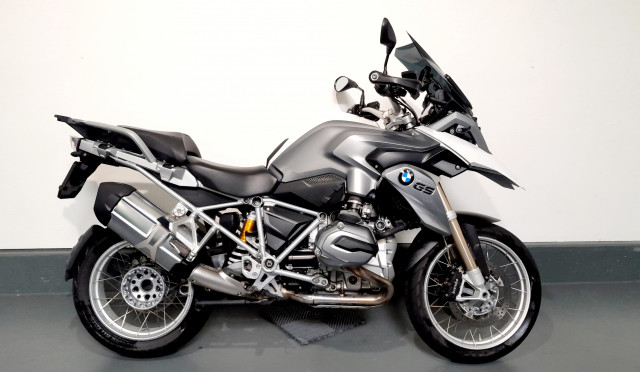 Buying a motorcycle: BMW R 1200 GS (125 PS) Used for sale
