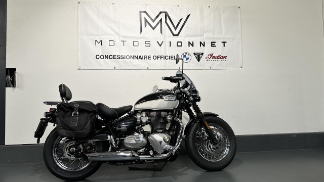 Moto triumph deals bonneville speedmaster