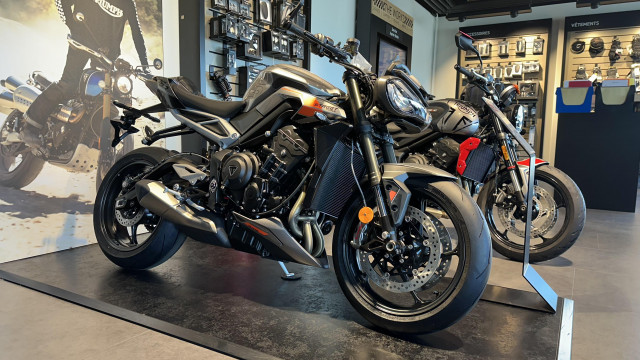 TRIUMPH Street Triple 765 RS Naked New vehicle