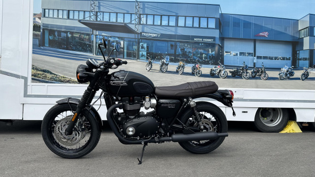 TRIUMPH Bonneville T120 Black Retro New vehicle