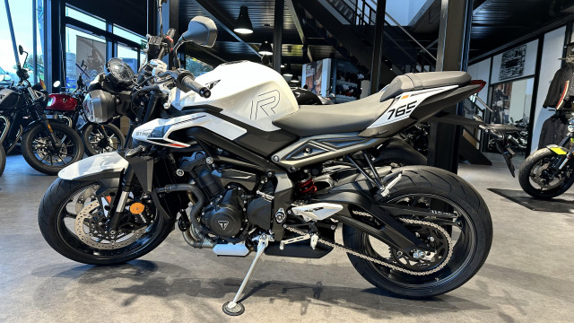 TRIUMPH Street Triple 765 R Naked Neufahrzeug