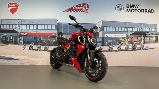 DUCATI Diavel 1160 V4 Naked Vorführfahrzeug
