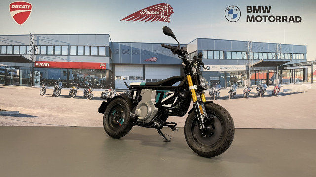 BMW CE 02 Highline Roller Neufahrzeug