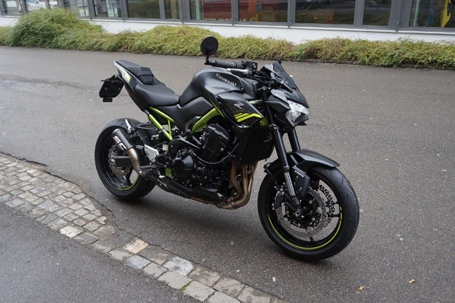 KAWASAKI Z 900 Naked Moto nuova