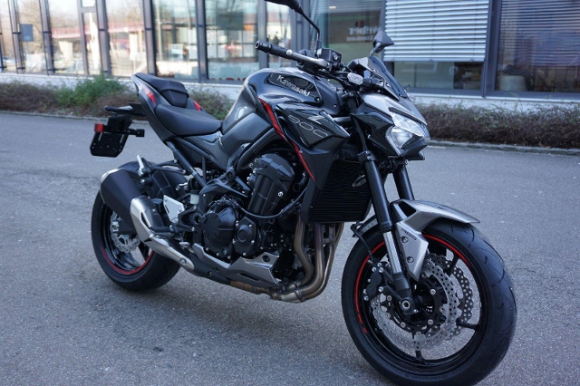 KAWASAKI Z 900 Naked Neufahrzeug