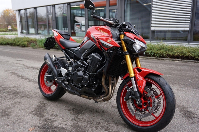 KAWASAKI Z 900 Naked Neufahrzeug