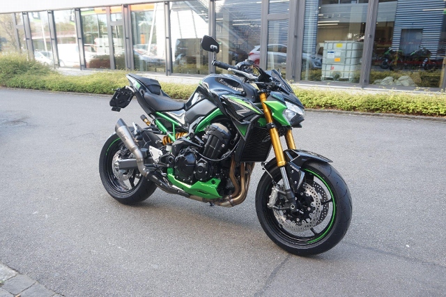 KAWASAKI Z 900 Naked Neufahrzeug