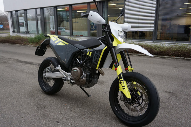 Buying a motorcycle HUSQVARNA 701 Supermoto for sale