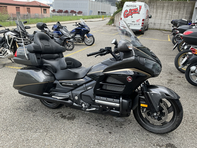 HONDA GL 1800 Gold Wing Deluxe Touring Occasion