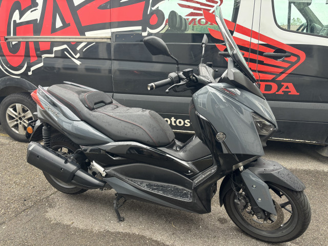 YAMAHA X-Max 300 Tech Max Scooter Used