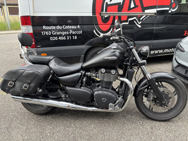 TRIUMPH Thunderbird 1700 Custom Occasion