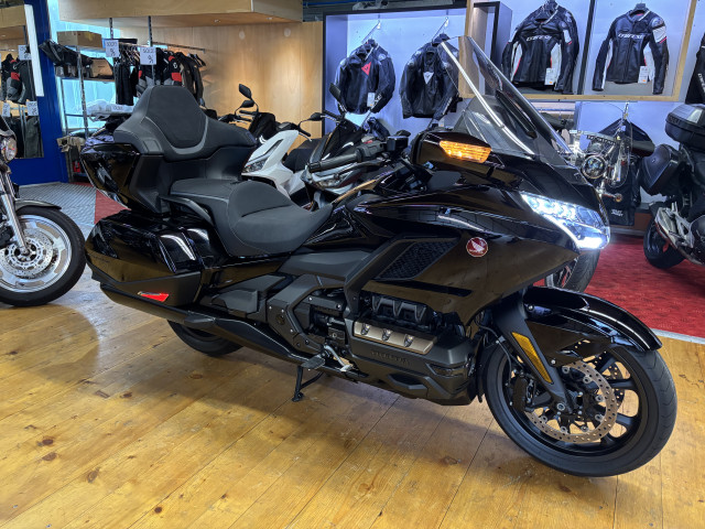 HONDA GL 1800 Gold Wing Tour Touring Occasion