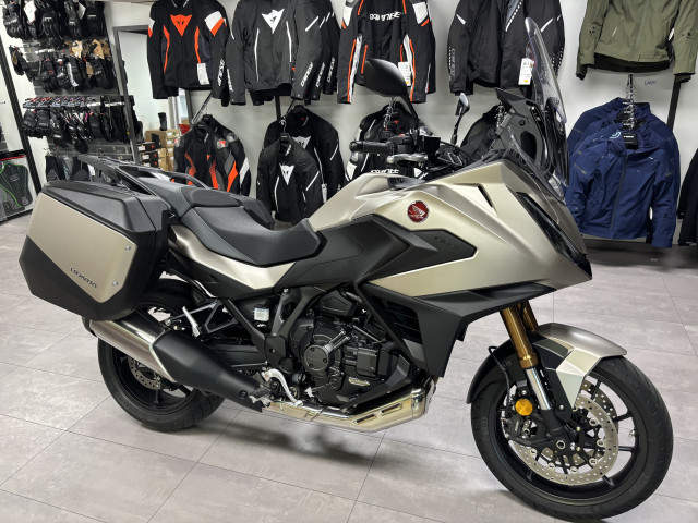 HONDA NT 1100 DCT ES Touring Vorführfahrzeug