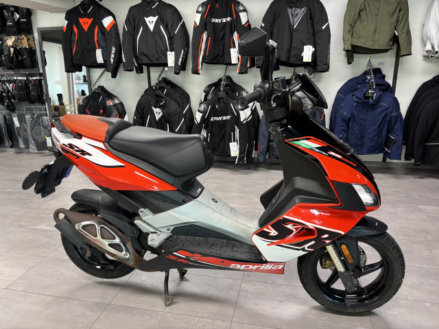 APRILIA SR 50 R Roller Occasion
